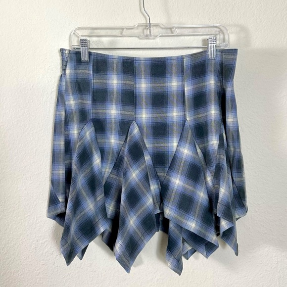 Free People Fairy Grunge 90s Xia Tartan Plaid Mini Skirt Size Medium Shark Bite - Picture 9 of 13